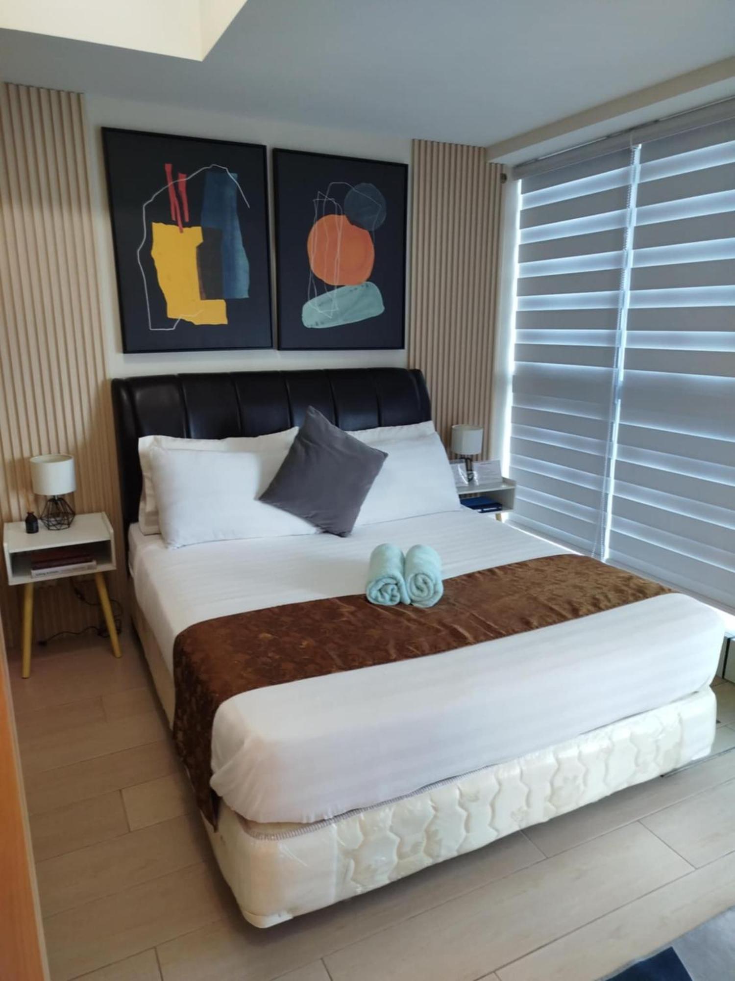 Uptown Parksuites Tower 1 Bgc Taguig Bagian luar foto