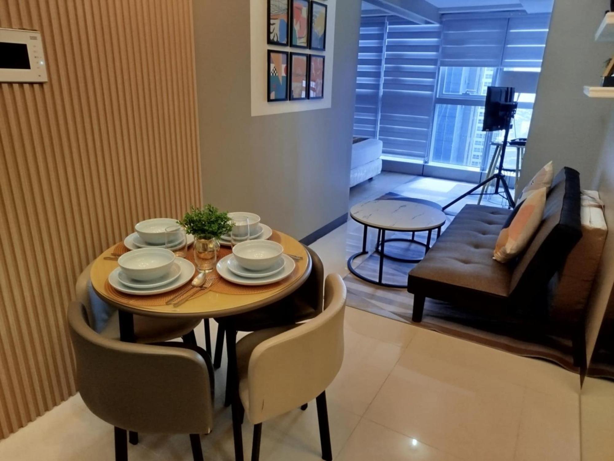 Uptown Parksuites Tower 1 Bgc Taguig Bagian luar foto